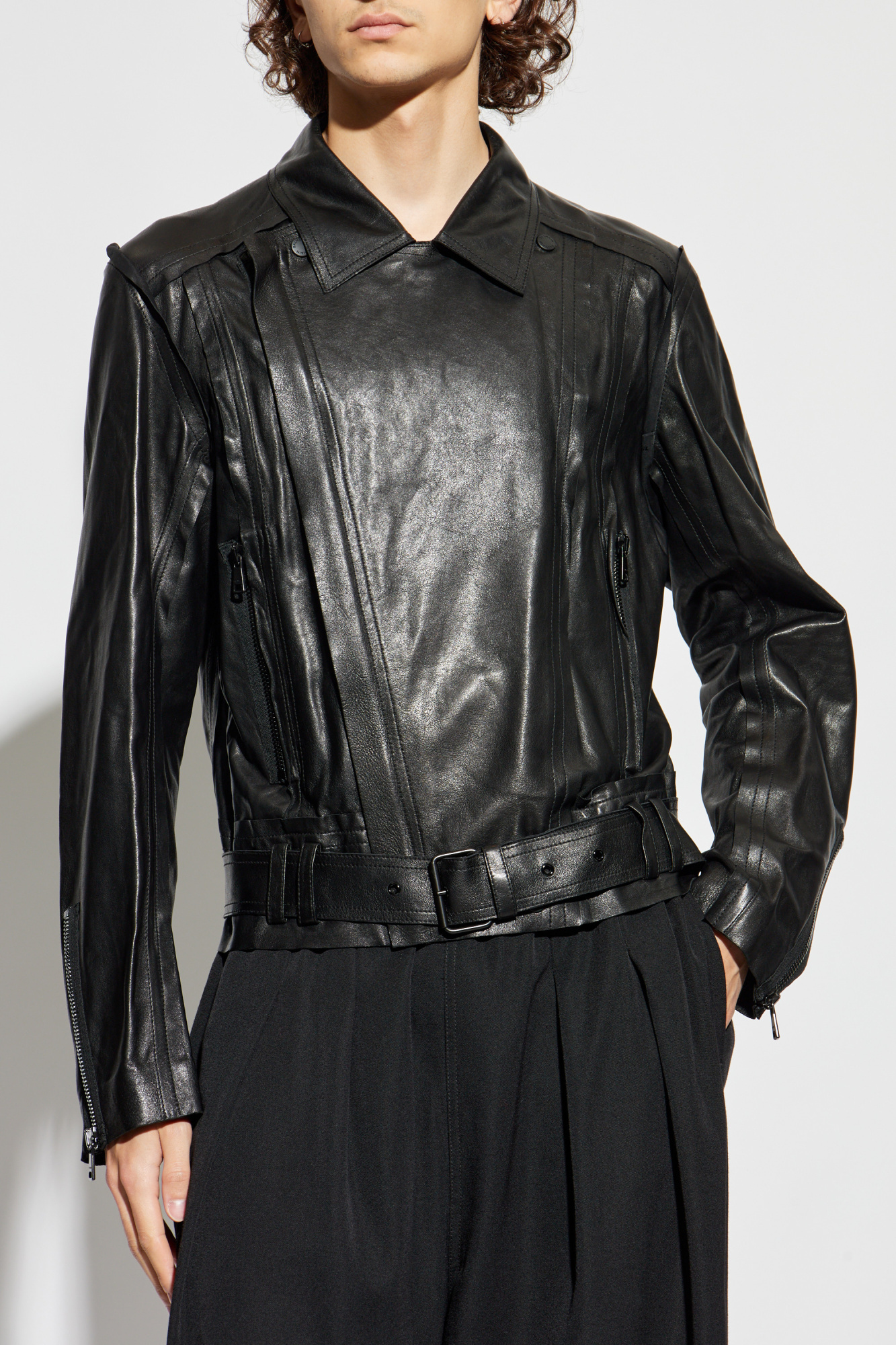 ジャケット BALMAIN V-NECK GLITTER SATIN TAILORED JKT Czarny Kurtka z jagnięcej skóry Balmain - Vitkac Polska